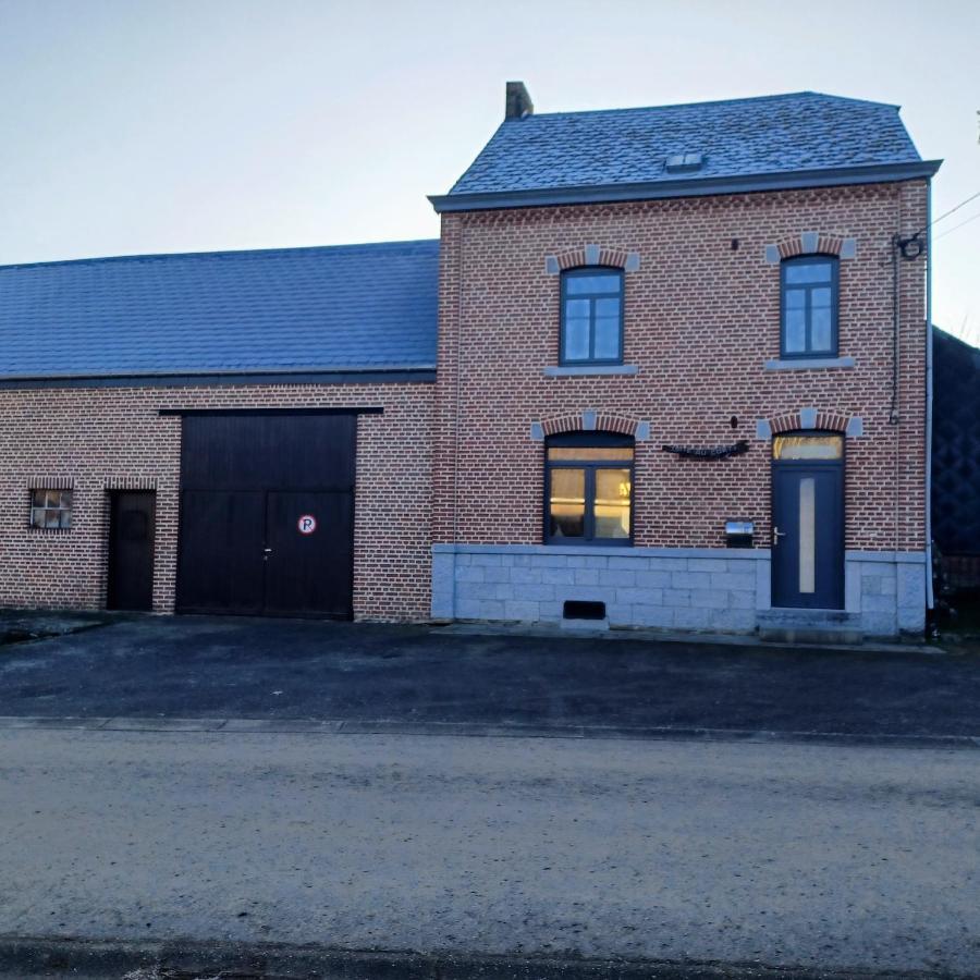 Gite Au Cortil Chevetogne Exterior foto
